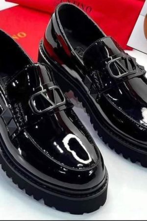 men's black patent shoes