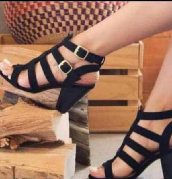 Black sandal